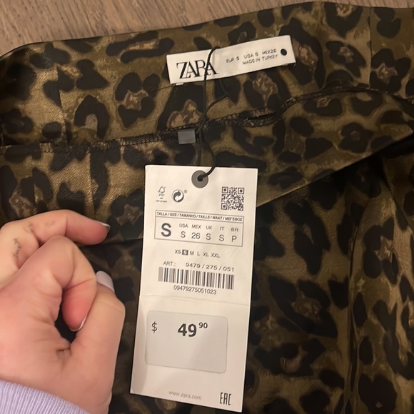 Zara leopard skirt - Picture 3 of 3